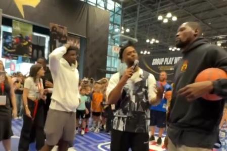 在华子：我整个奥运都跟在KD屁股后面 这段经历很牛X