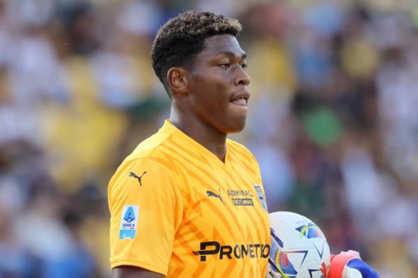 在还真是铃木彩艳赛前称巴林射门肯定多于中国，结果果然多2次